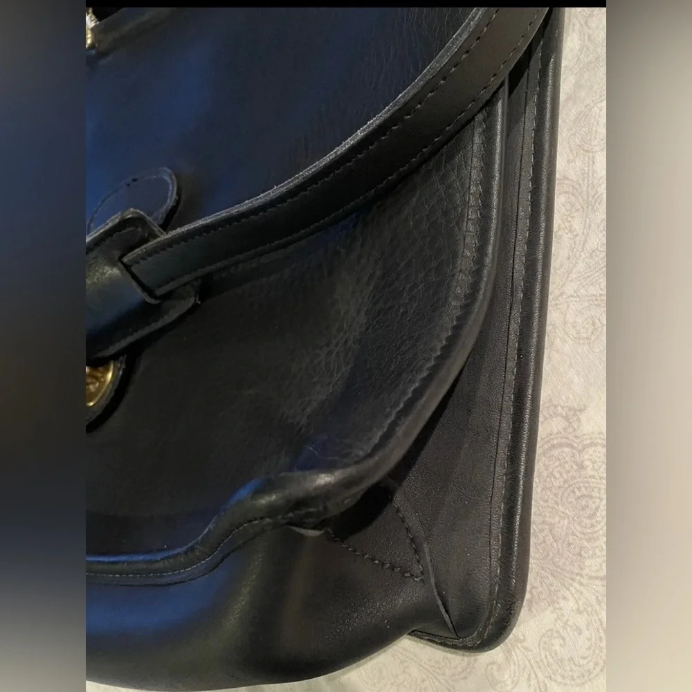 EUC Jack Georges Black Leather Messenger Bag,top handle/shoulder strap